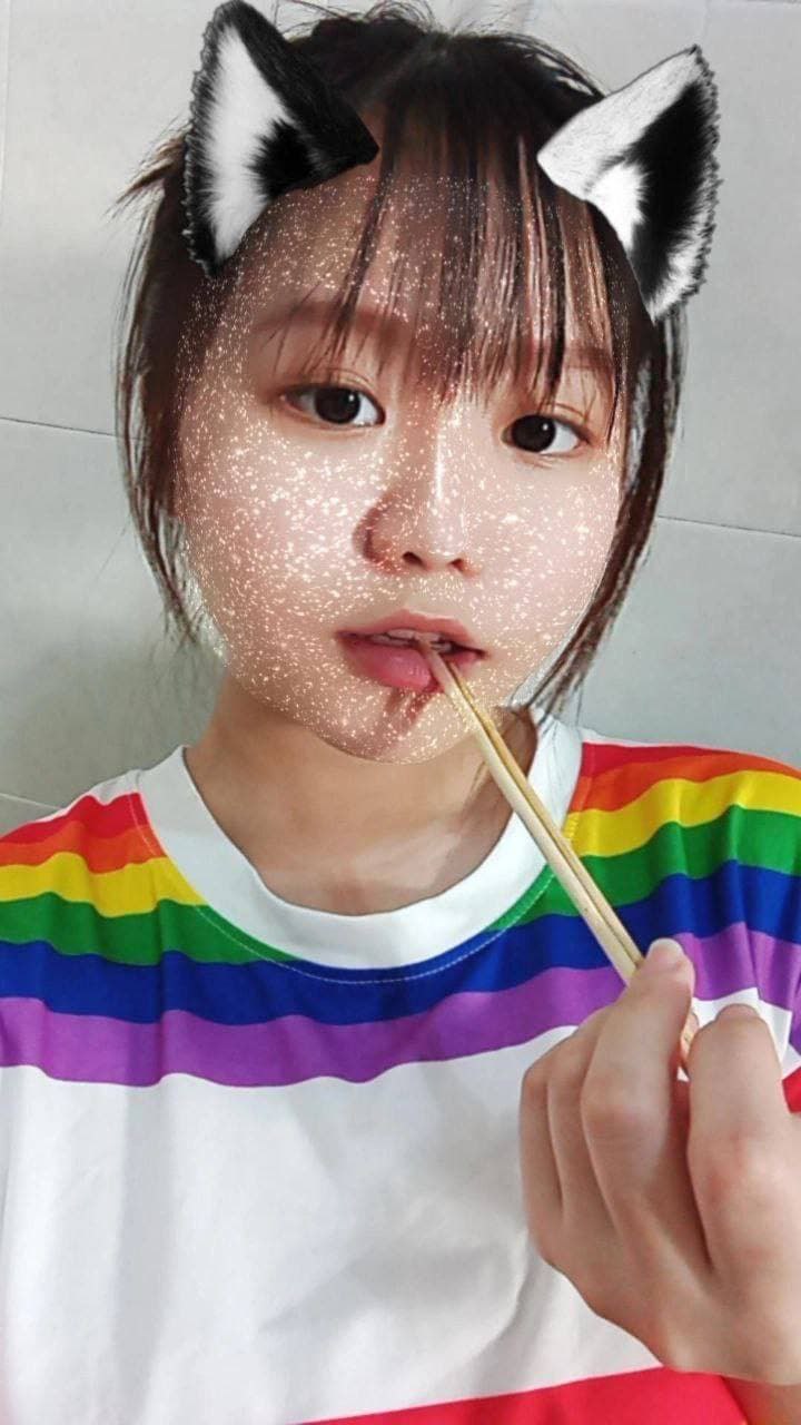 露脸美女1 7月24日更新