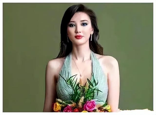 哈萨克斯坦排球美人，盛世美颜魔鬼身材，巅峰期嫁给中东富商